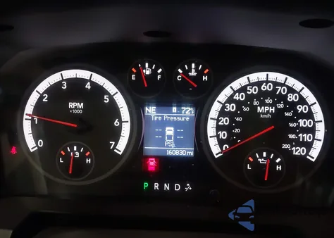 2010 Dodge Ram 1500 Laramie z USA, uszkodzony, nr VIN 1D7RV1GT5AS252157